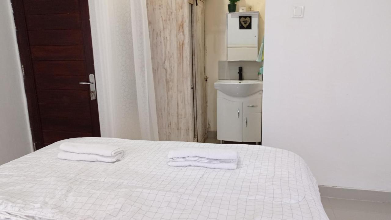 Neny'S Homestay Saba Exteriér fotografie